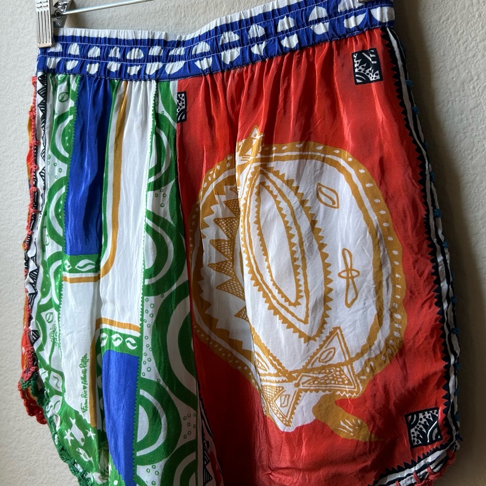 FARM RIO Satin Pitta Shorts Off-white Colorful Bohemian Beachy Resort Wear Sz XS - Picture 10 of 16
